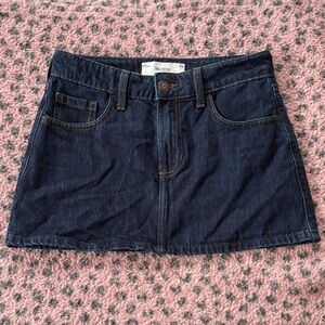 Hollister Women's Mini Denim Skirt - Navy